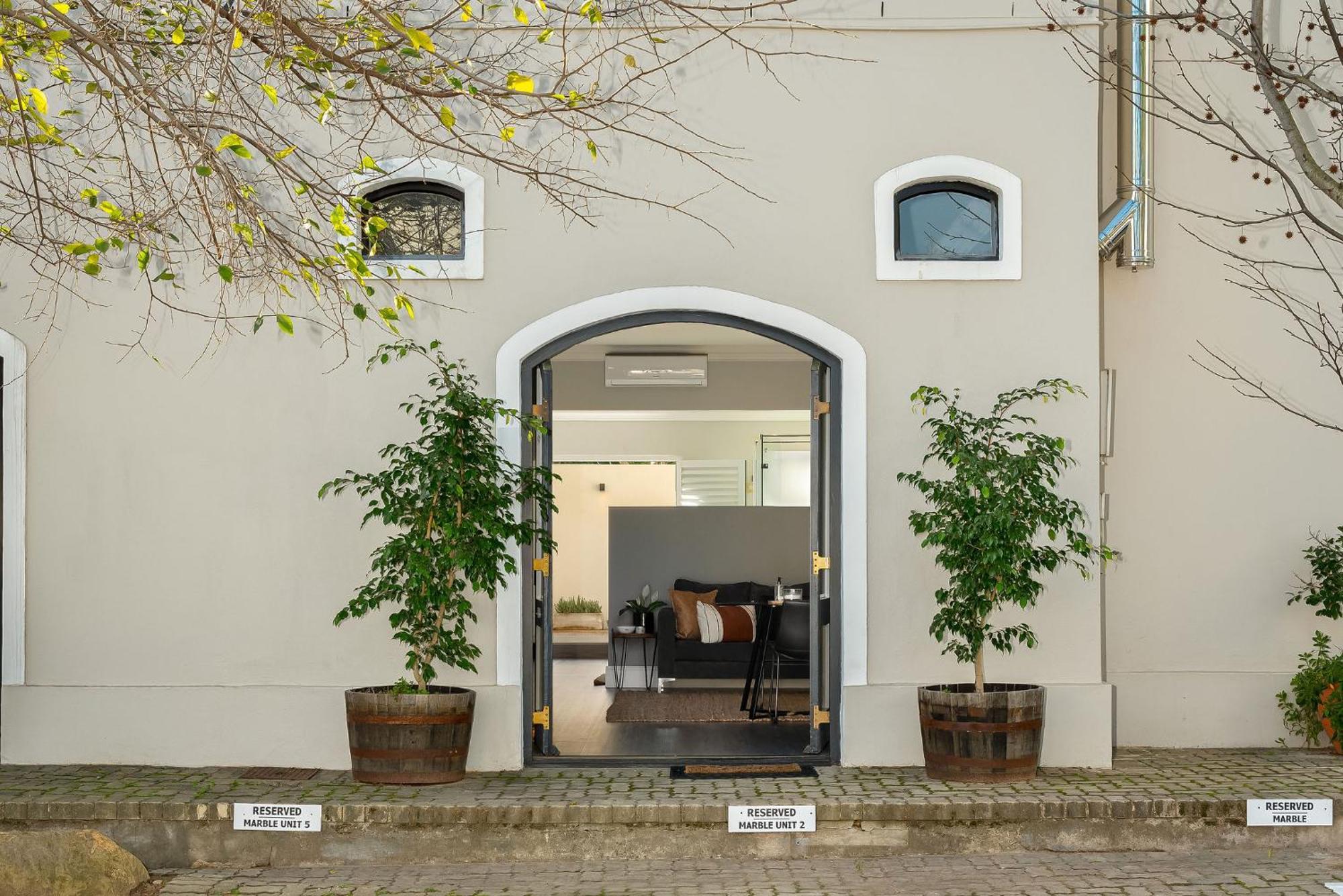 Luxury Franschhoek Getaway Next To Winetram Kültér fotó